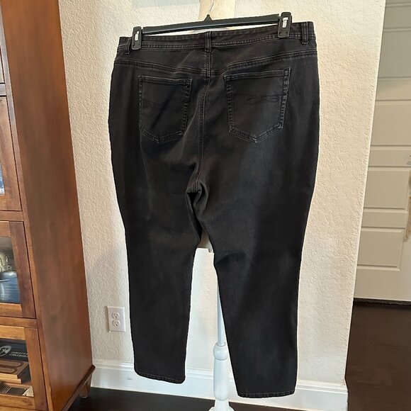 STYLE & CO Slim Leg Black Jeans 20W - Picture 5 of 6